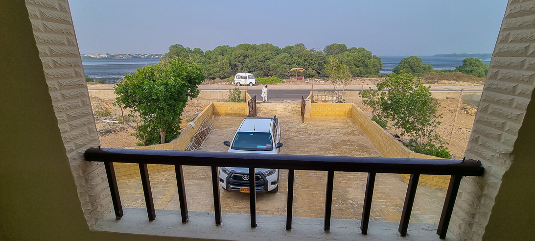 Karachi Beach HUTS - Hawksbay - Sandspit - Turtle Beach | KBH